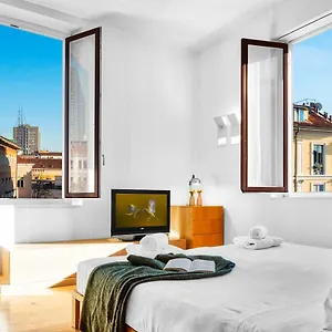 https://exclusive-cozy-apartment-in-brera.italymilanhotels.net